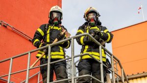 Guardians of Safety: The Essential Role of Fire Warden Vests in Emergency Response