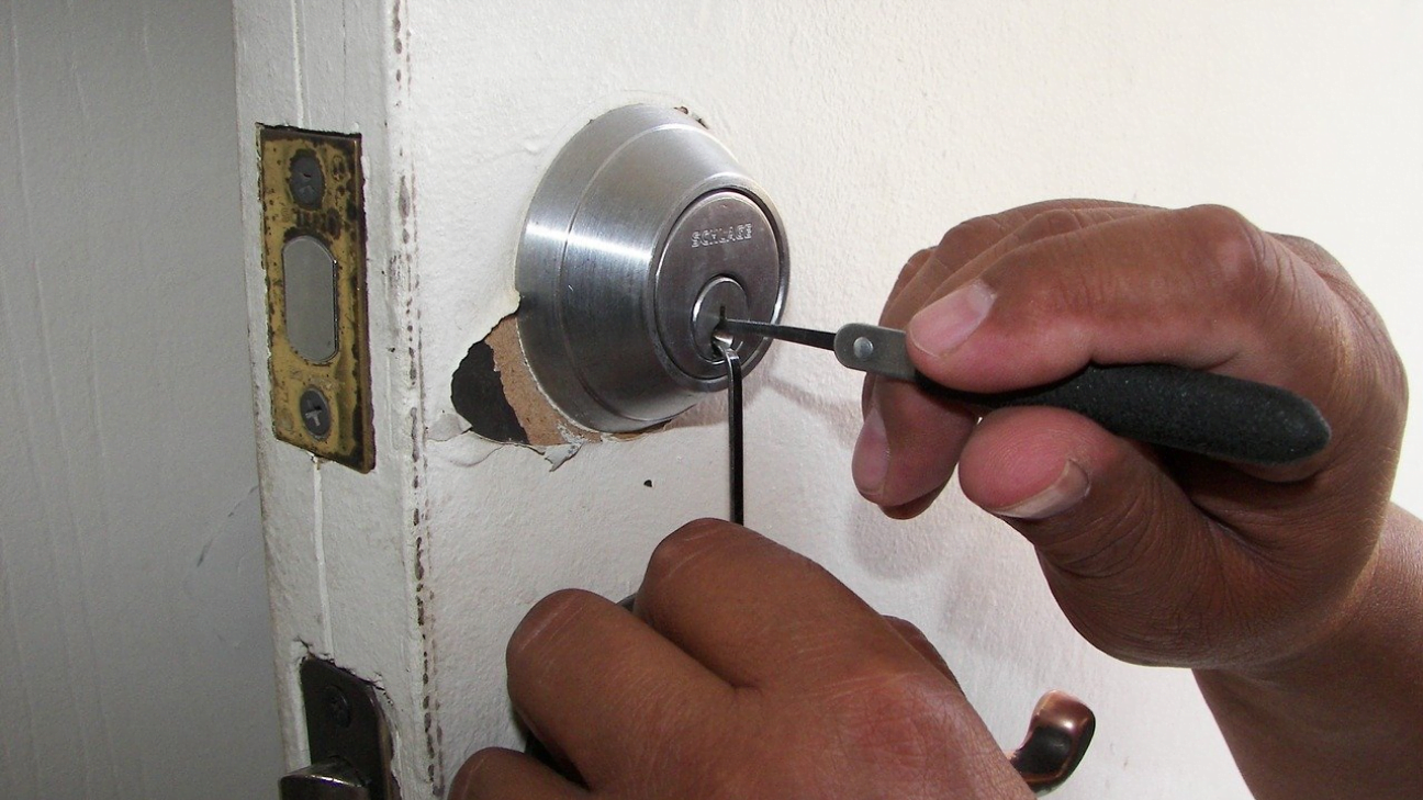 emergency locksmith services